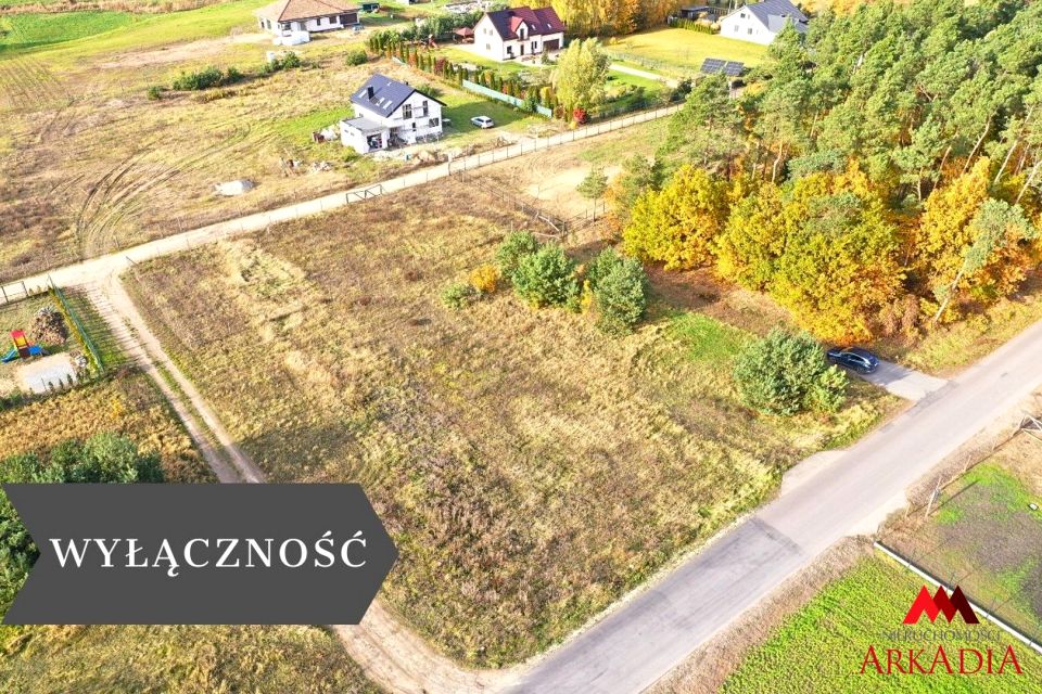 Pusta działka Kąty