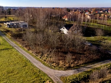 Działka przy lesie