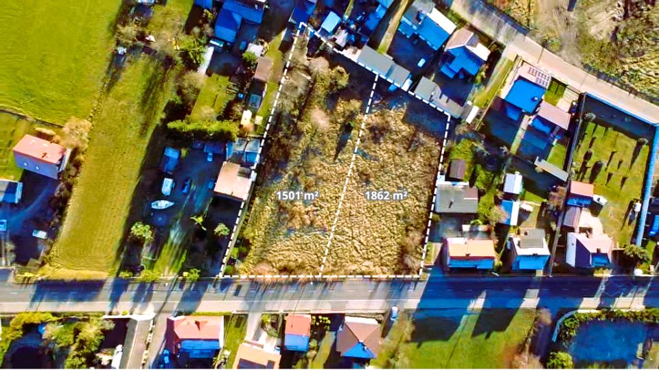 Działka nad jeziorem