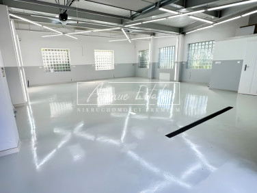 Budynek użytkowy Warszawa