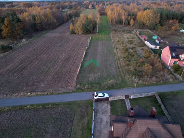 Pusta działka Teklinów