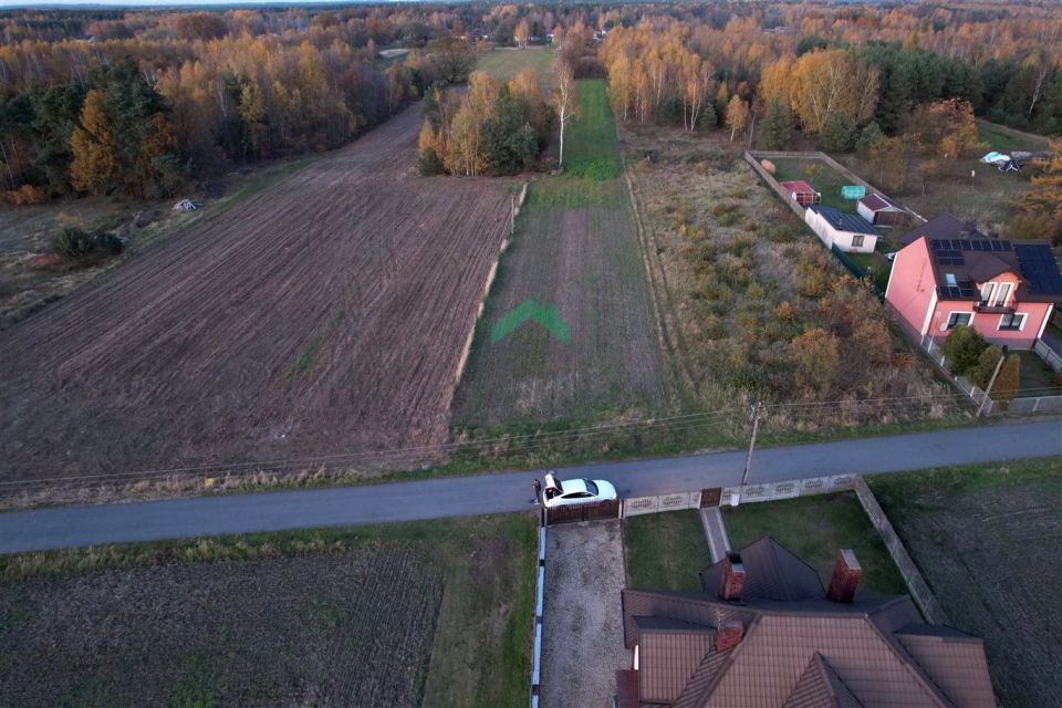 Pusta działka Teklinów