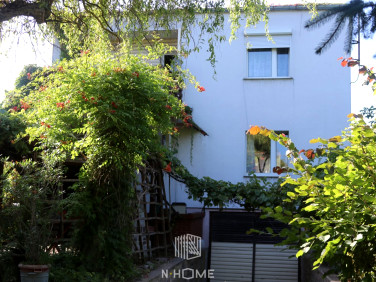 Dom Księginice sprzedaż