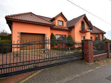 Dom Ostrowiec Świętokrzyski