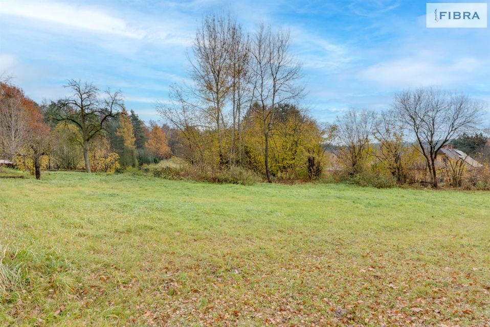 Pusta działka Górki