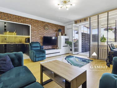 Mieszkanie blok mieszkalny nad rzeką