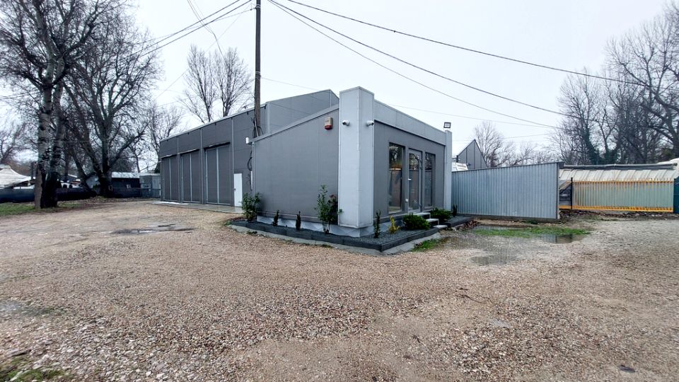 Budynek użytkowy Warszawa