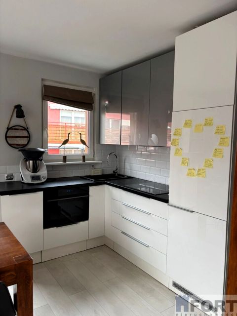 Mieszkanie blok mieszkalny sprzedaż