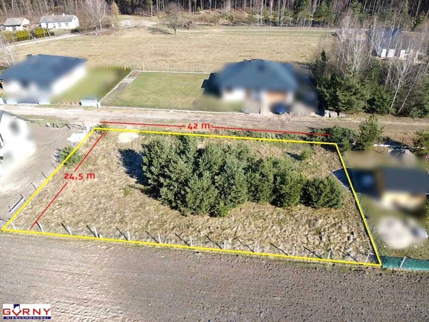 Pusta działka Uszczyn