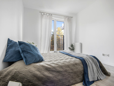 Mieszkanie blok mieszkalny nad rzeką