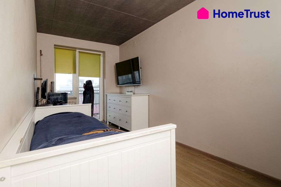 Mieszkanie blok mieszkalny nad rzeką