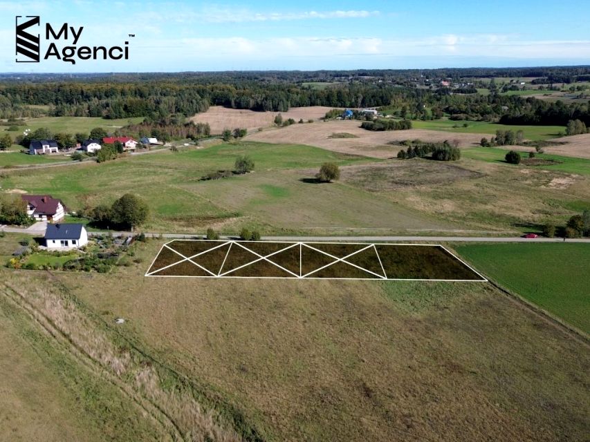 Działka nad jeziorem