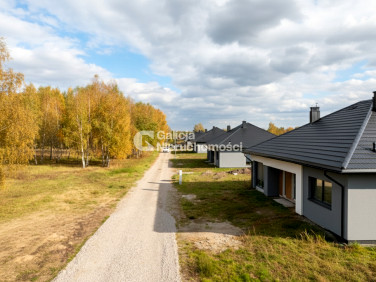 Dom z parkingiem
