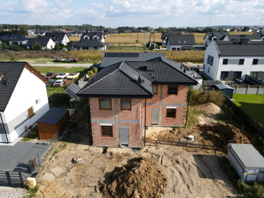 Dom Gołuski sprzedaż