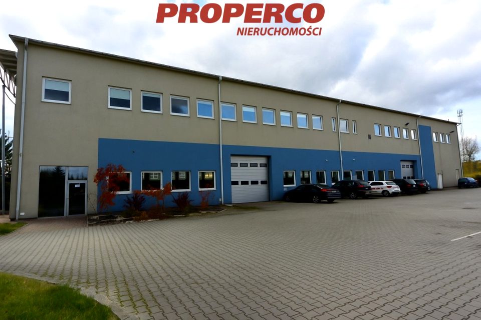 Budynek użytkowy Dobrów