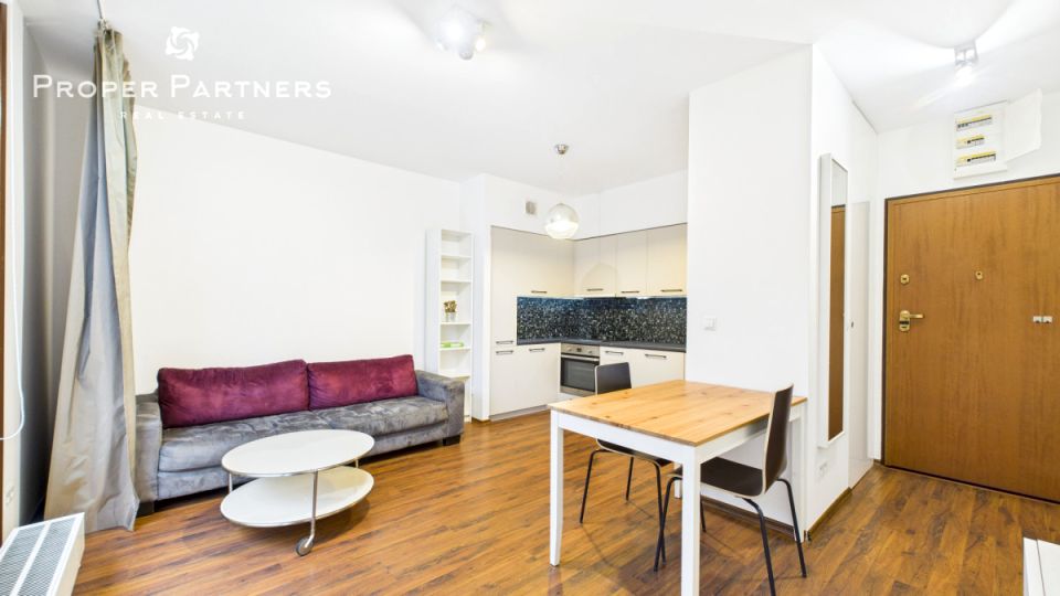 Mieszkanie blok mieszkalny przy lesie