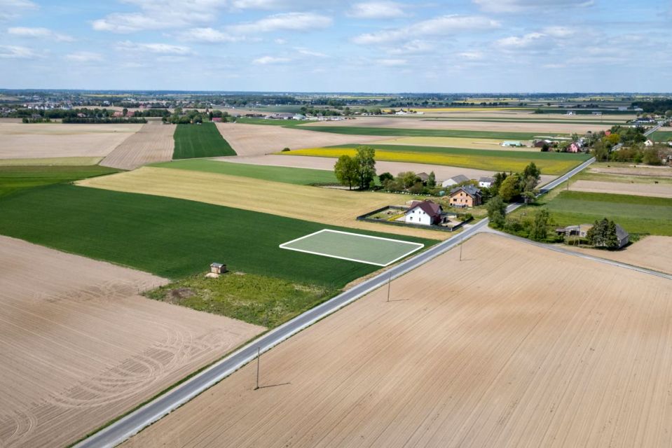 Działka nad jeziorem