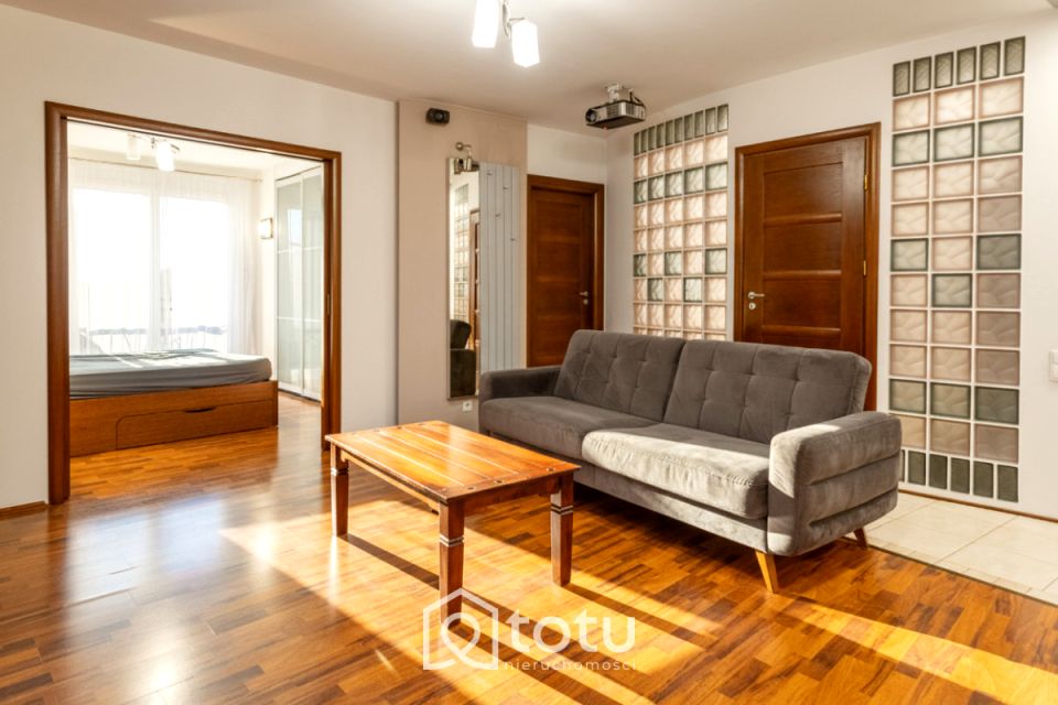 Mieszkanie blok mieszkalny przy lesie