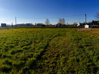Pusta działka Niepołomice