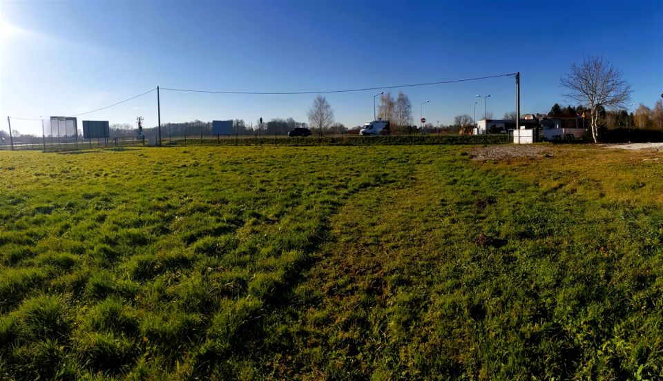 Pusta działka Niepołomice