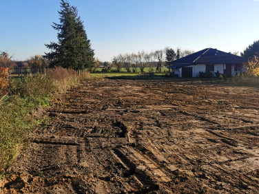 Ogrodzona działka sprzedam