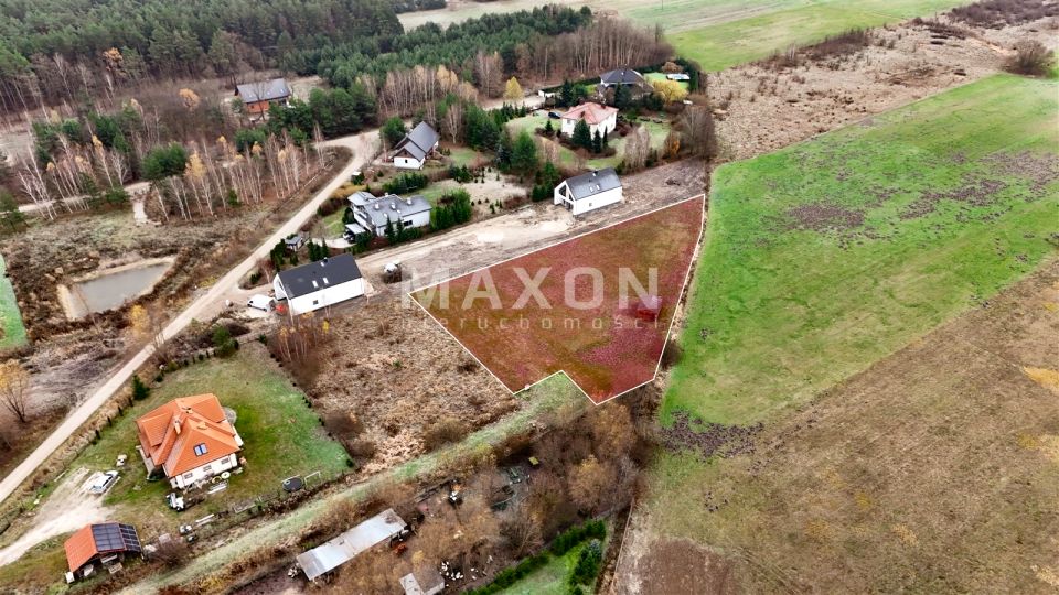 Działka budowlana Książenice