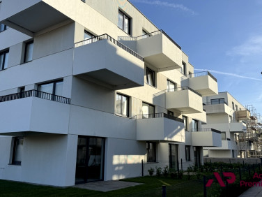 Mieszkanie blok mieszkalny przy lesie