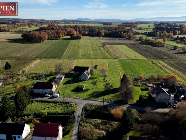 Pusta działka Zbylutów