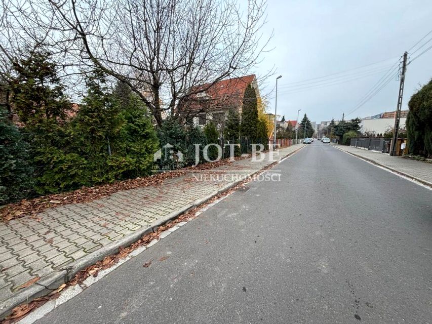 Ogrodzona działka sprzedam