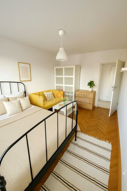 Mieszkanie blok mieszkalny przy lesie