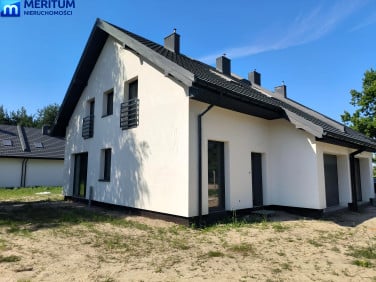 Dom z garażem