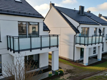 Mieszkanie blok mieszkalny przy lesie