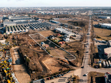 Działka usługowa sprzedam