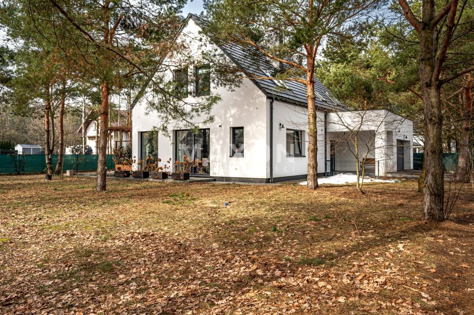 Dom Dąbrowa Chotomowska