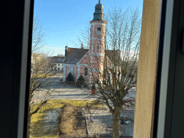 Dom chocianów, plac wolności