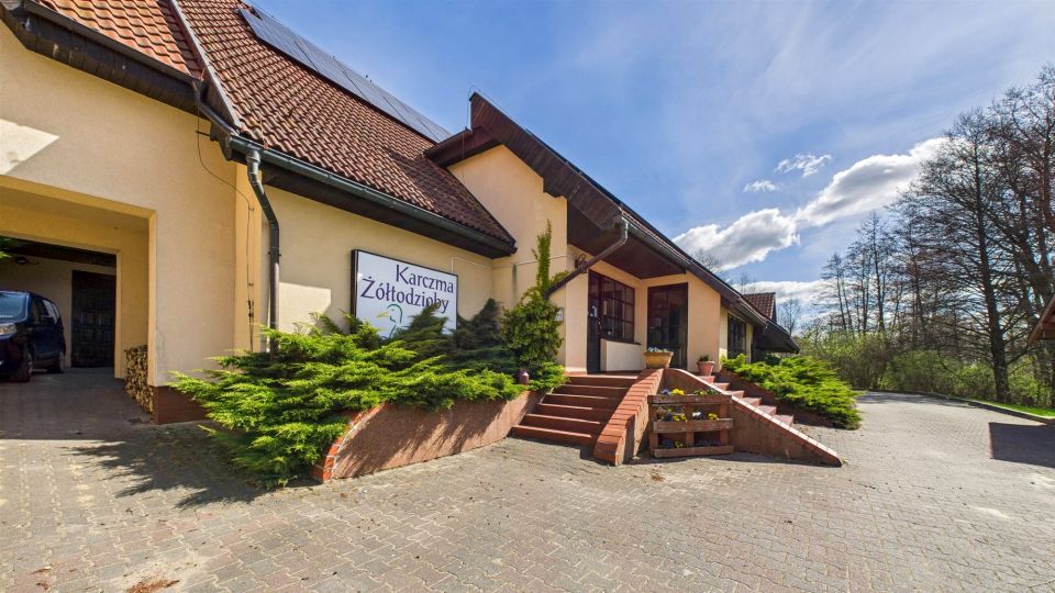 Lokal perzów, słupia pod bralinem