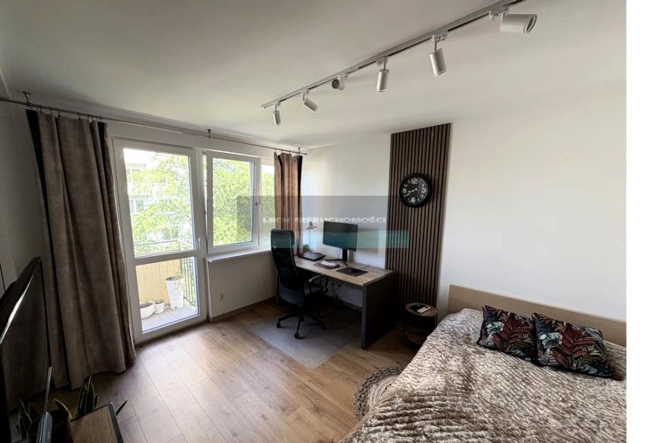 Mieszkanie blok mieszkalny Warszawa