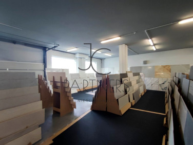 Budynek użytkowy Warszawa