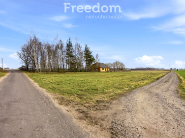 Działka Podkampinos