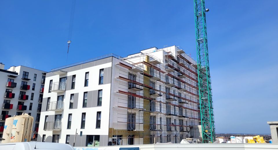 Mieszkanie blok mieszkalny przy lesie