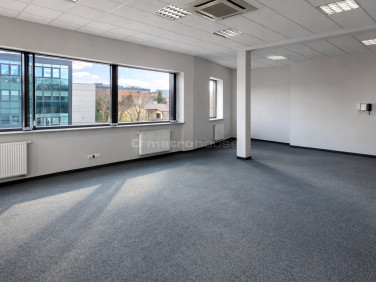 Budynek użytkowy Warszawa