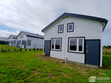 Działka inwestycyjna Jezierzany