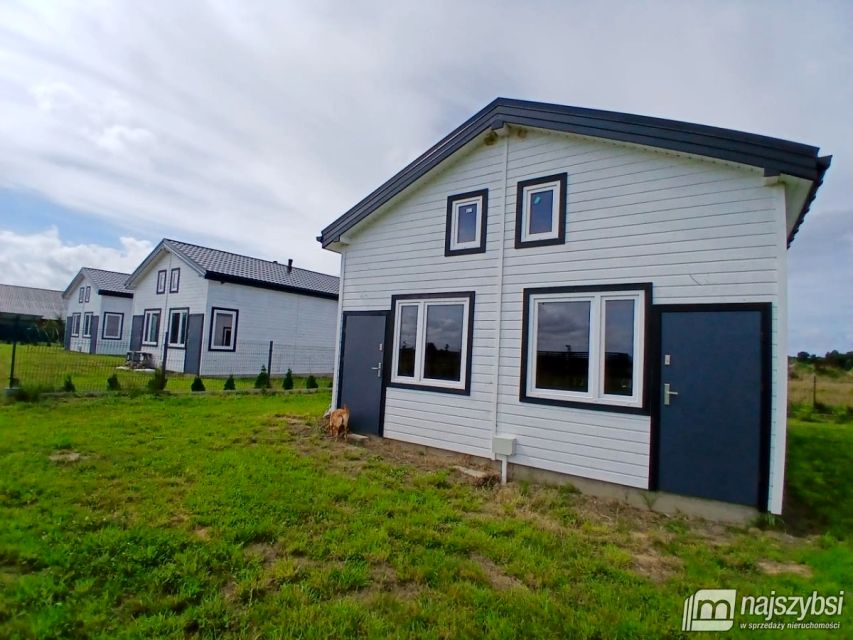 Działka inwestycyjna Jezierzany