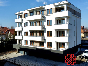 Mieszkanie blok mieszkalny przy lesie