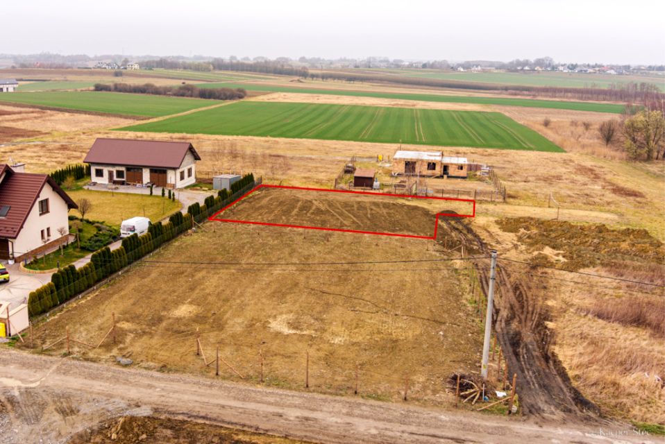 Działka budowlana Pawęzów