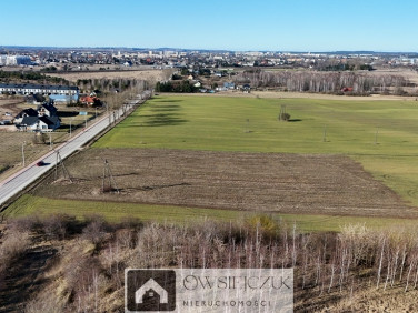 Działka nad jeziorem