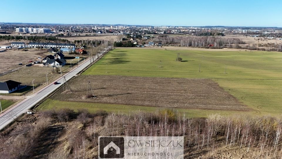 Działka nad jeziorem