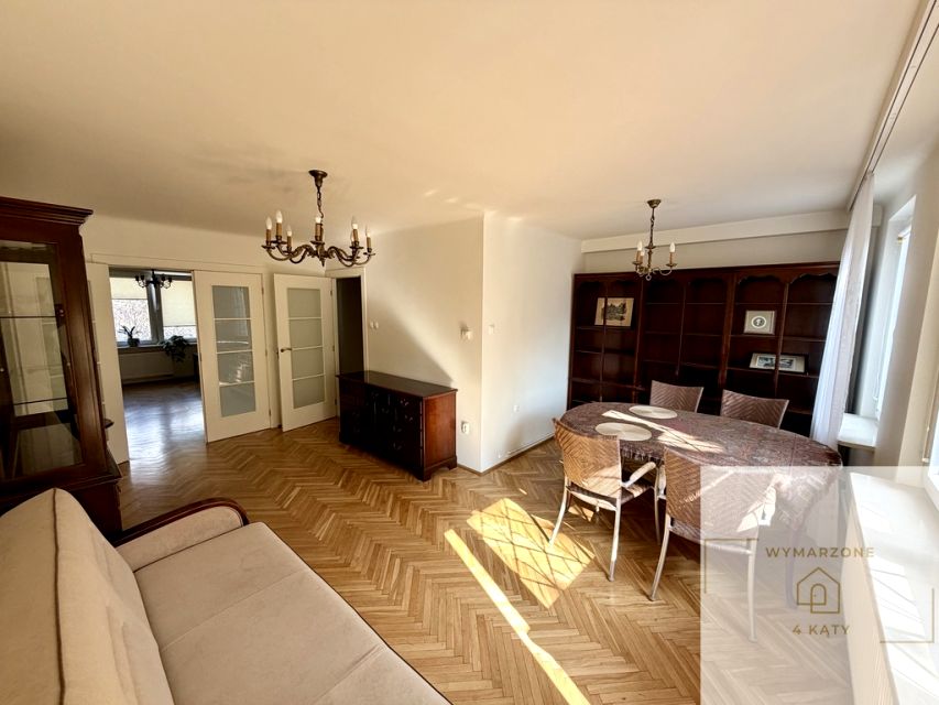 Mieszkanie blok mieszkalny Warszawa