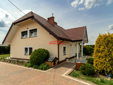 Dom Dąbrowa Tarnowska