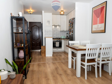 Mieszkanie blok mieszkalny nad rzeką